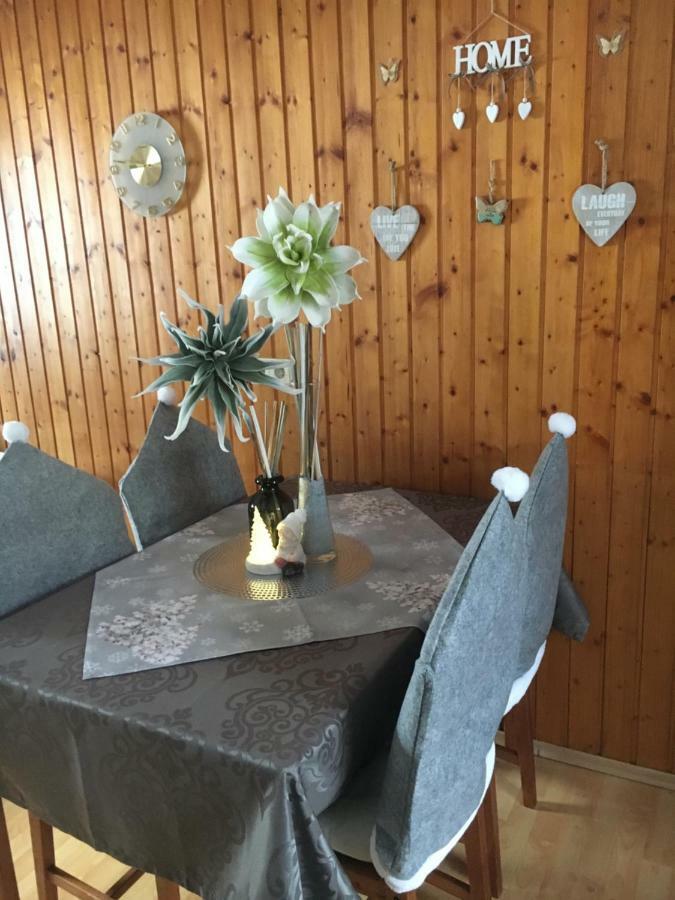 Ferienwohnung Renate Arnoldstein Bagian luar foto